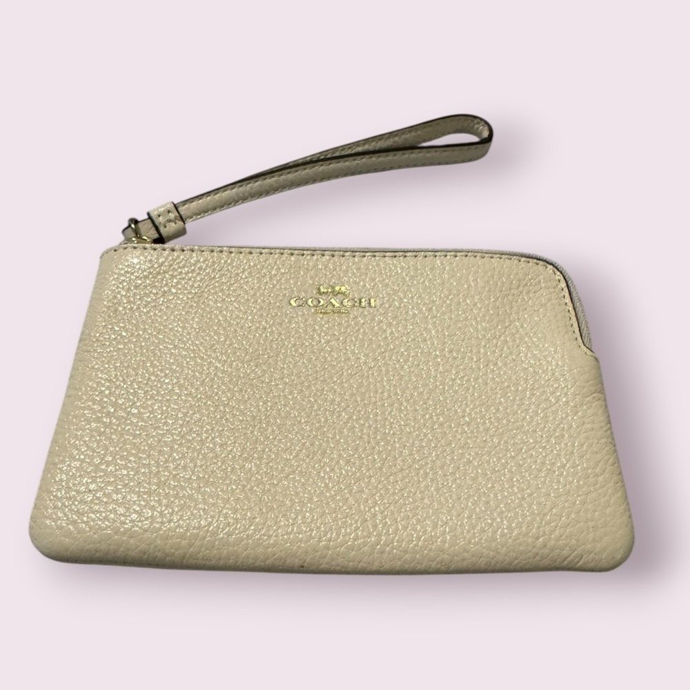 Coach Pebbled Leather Wristlet Zip Pouch Cream Gold Hardware - Picture 6 of 8